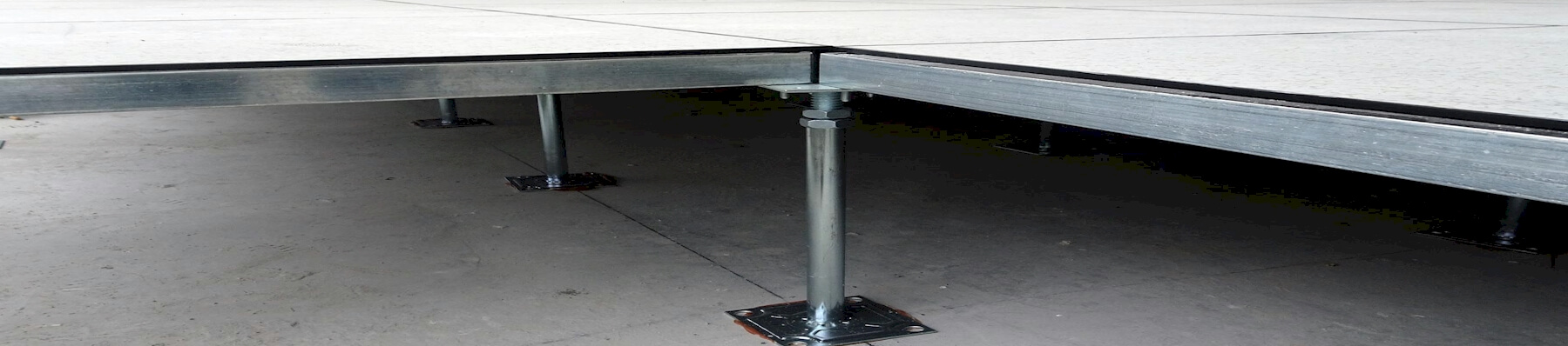 De-installation and disposal of your Elevated Floor